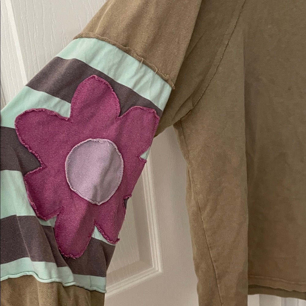 Easel Beige Casual Top - Picture 3 of 12